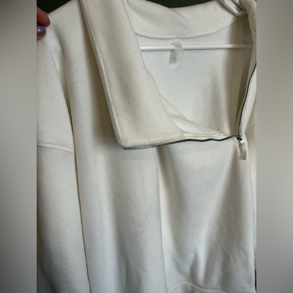 Pull over polyester/ cotton sweater - Picture 1 of 8